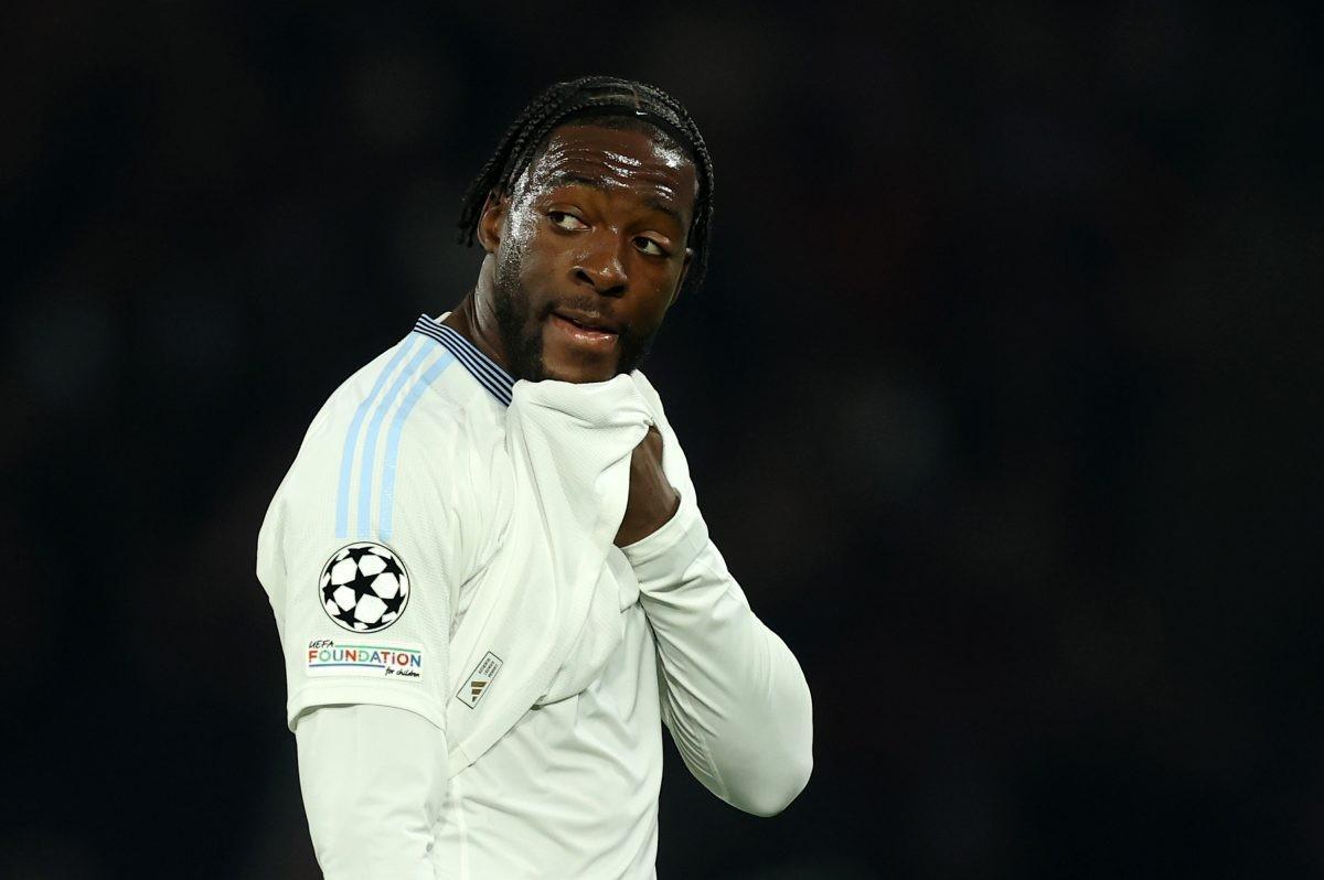 爱游戏官网-队报：西汉姆联正在和切尔西谈判，尝试租借迪萨西